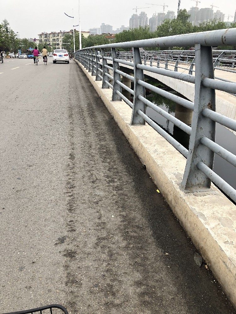 不銹鋼噴涂新選擇：醇酸磁漆，保護(hù)與美觀并存