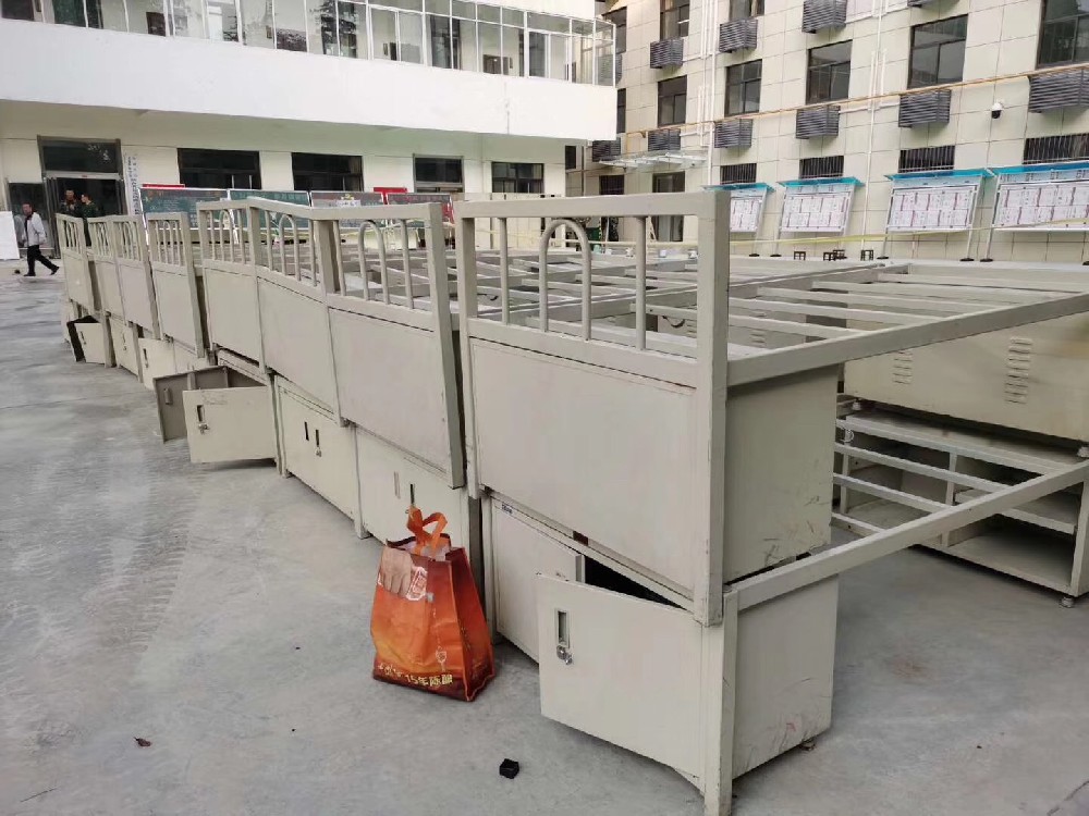 刷新教學設備新選擇：醇酸外用磁漆，打造持久亮麗外觀