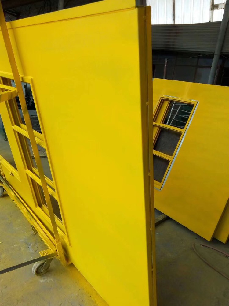 冷板煥新裝：醇酸調(diào)和漆的涂刷之選