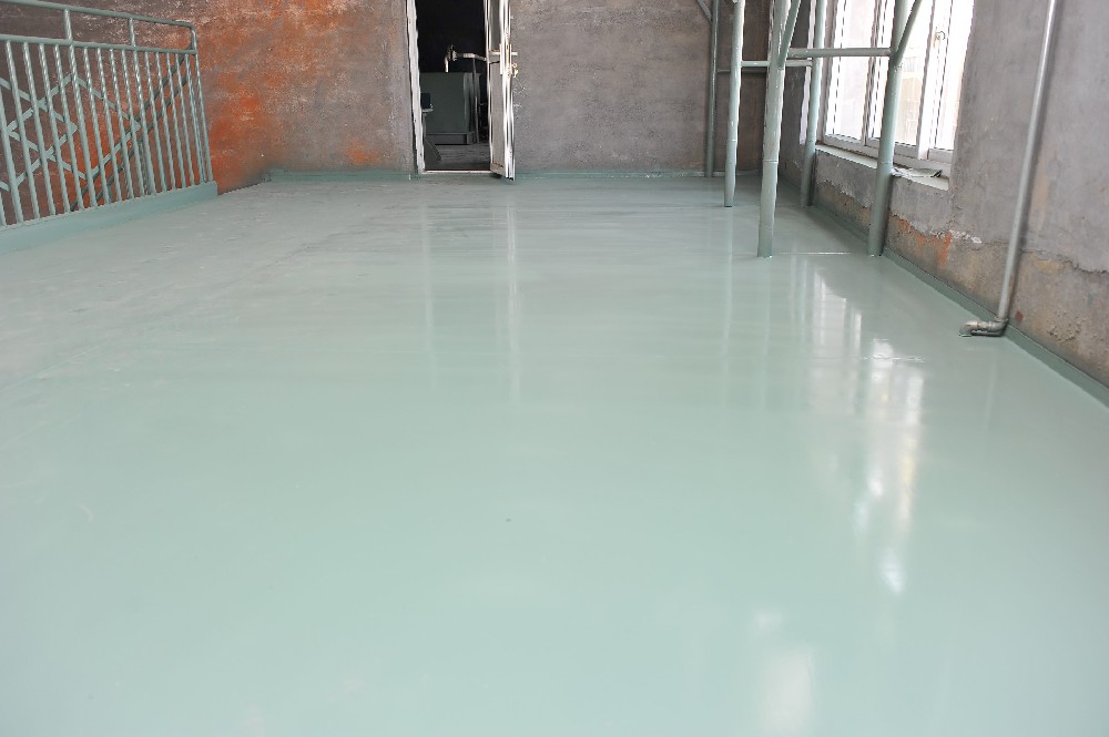 煥新瓷磚表面，晨虹醇酸專用汽車漆展現(xiàn)卓越性能