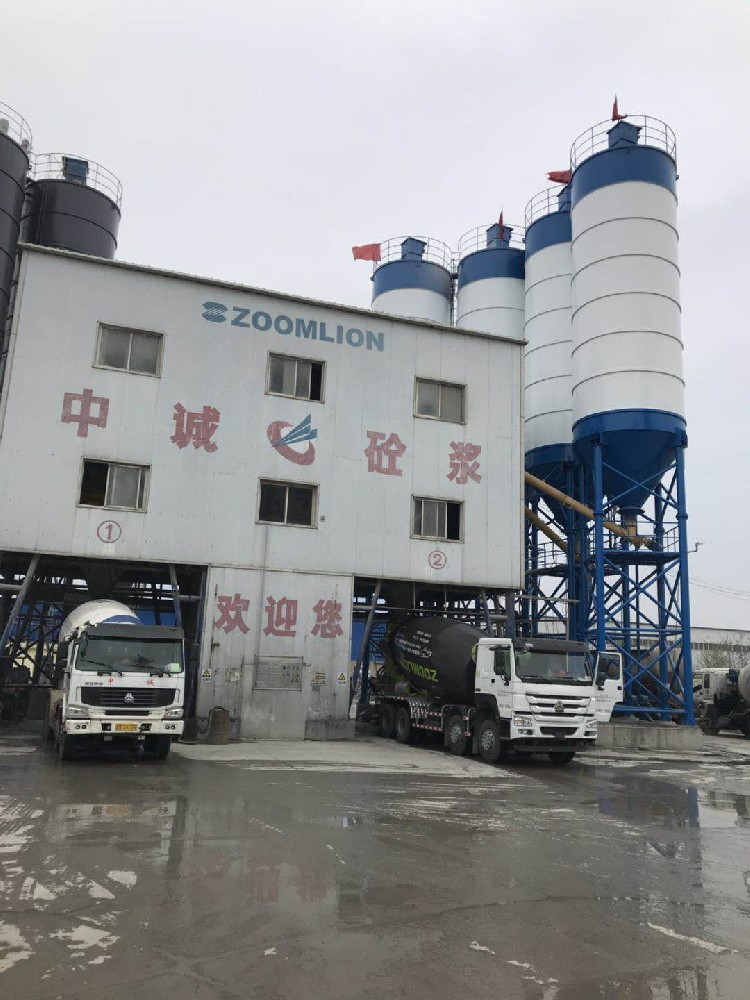 外設(shè)施煥新顏，醇酸專用汽車漆打造持久保護(hù)