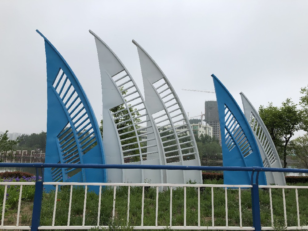 鋁合金守護新選擇，晨虹醇酸外用磁漆讓維護更輕松