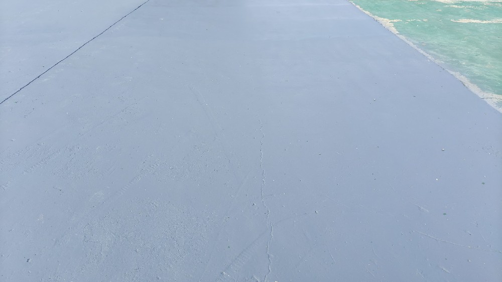 水泥面煥新顏，晨虹醇酸外用磁漆打造持久防護