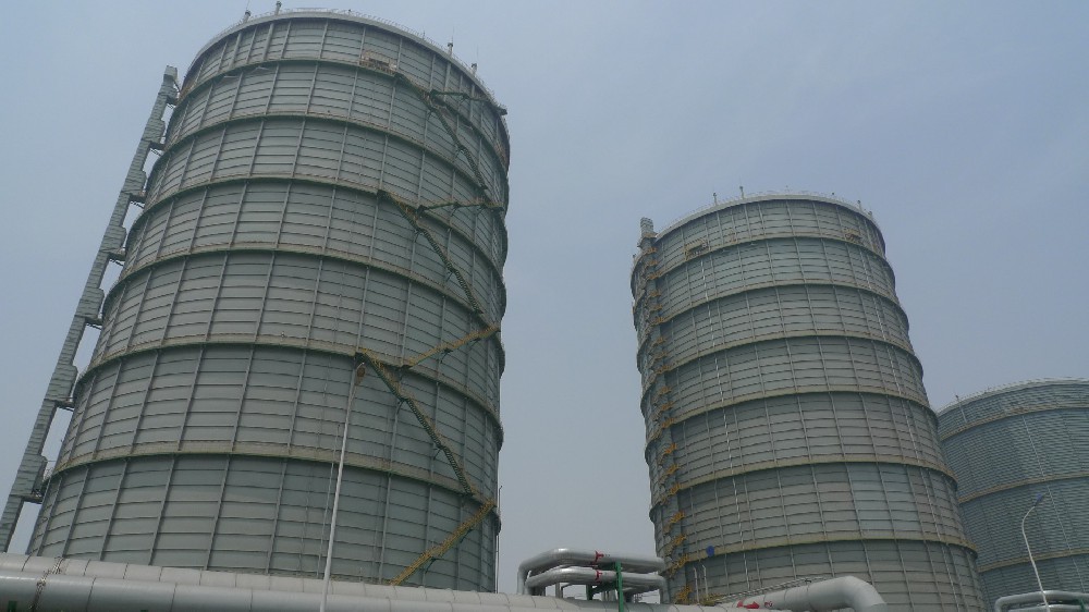 鐵質表面的優(yōu)雅衛(wèi)士：晨虹醇酸清漆的卓越選擇