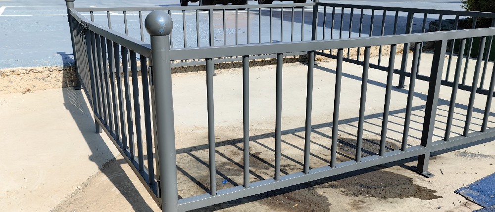 煥新鋁合金，晨虹醇酸防銹磁漆打造持久防護