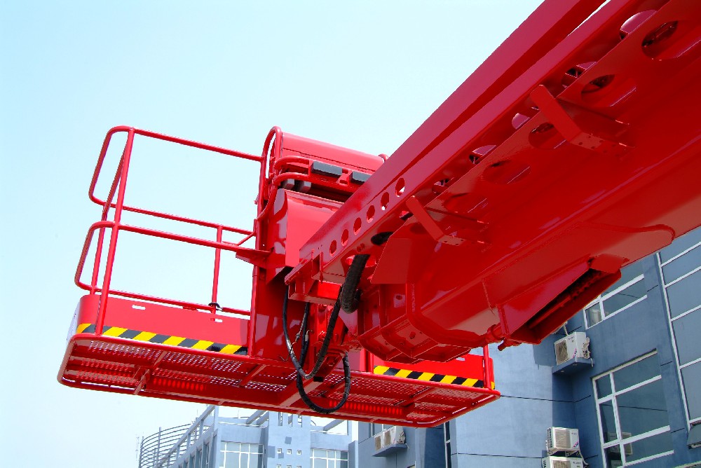 應(yīng)急之光，煥新前行——探索適合應(yīng)急救援車(chē)輛刷新的醇酸底漆新境界